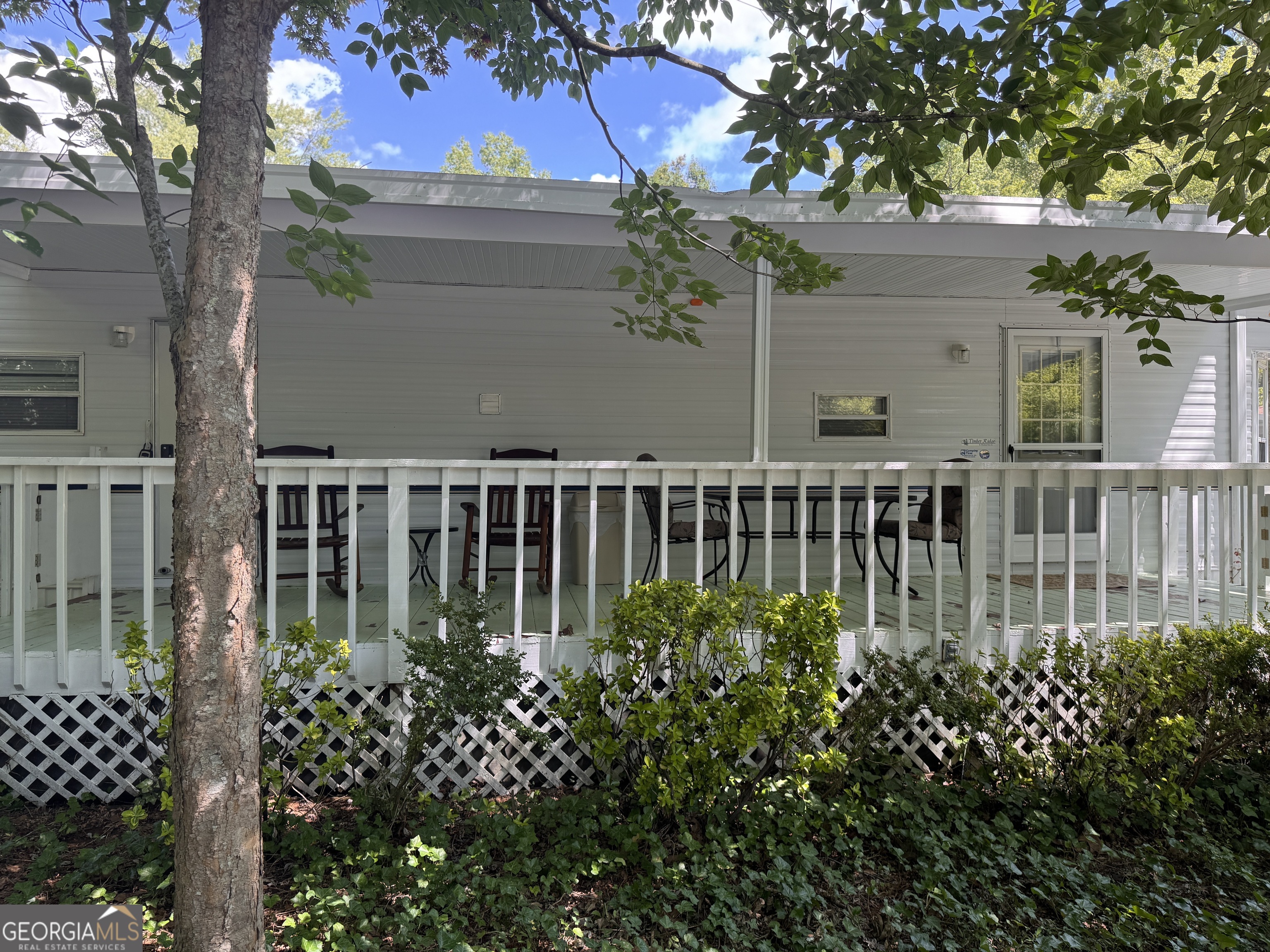 181 Creekview DR