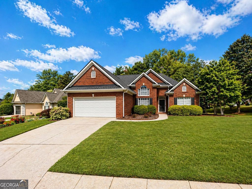 Photo of 104 Creek Side Drive, Carrollton, GA 30116 (MLS # 10754594)