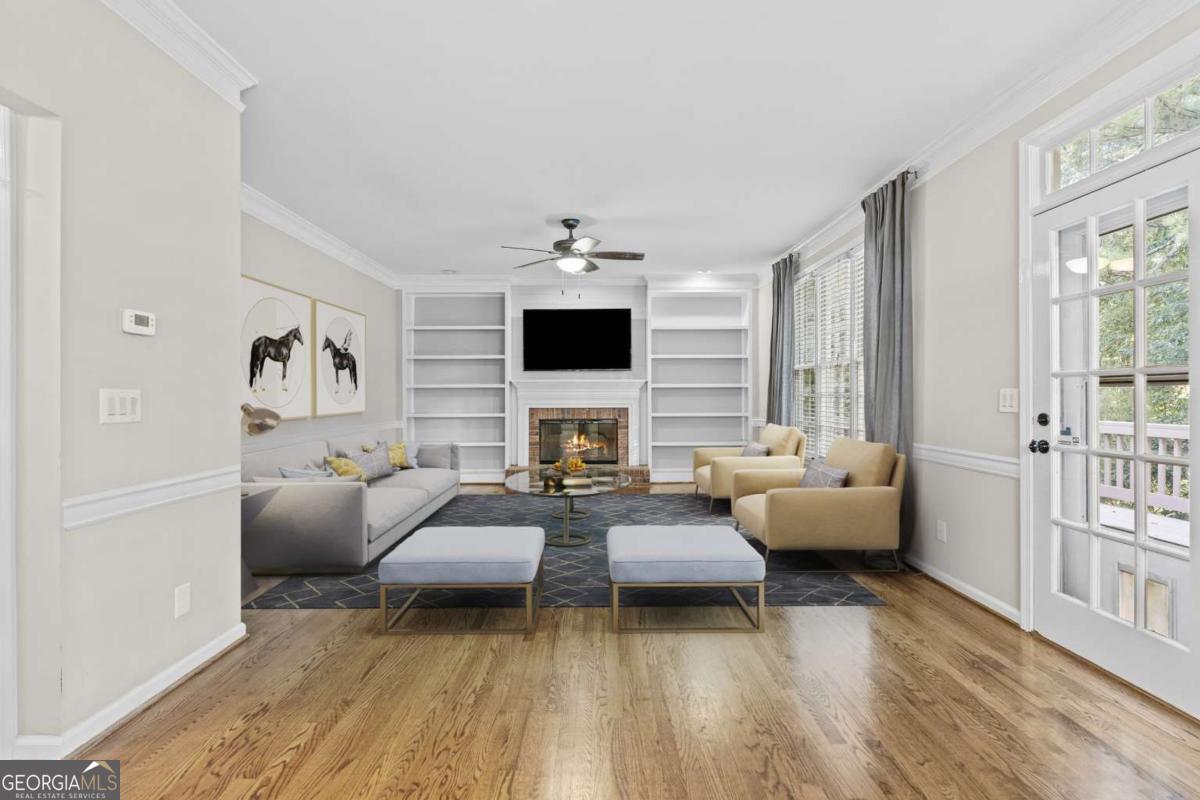 2637 Forest Meadow LN