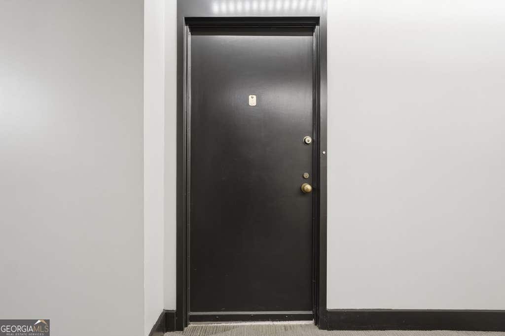 Photo of 145 15th Street NE #429, Atlanta, GA 30309 (MLS # 10831806)