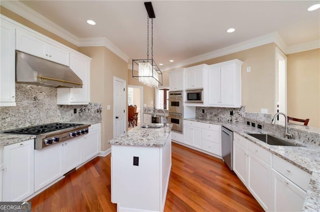 170 Longcreek DR