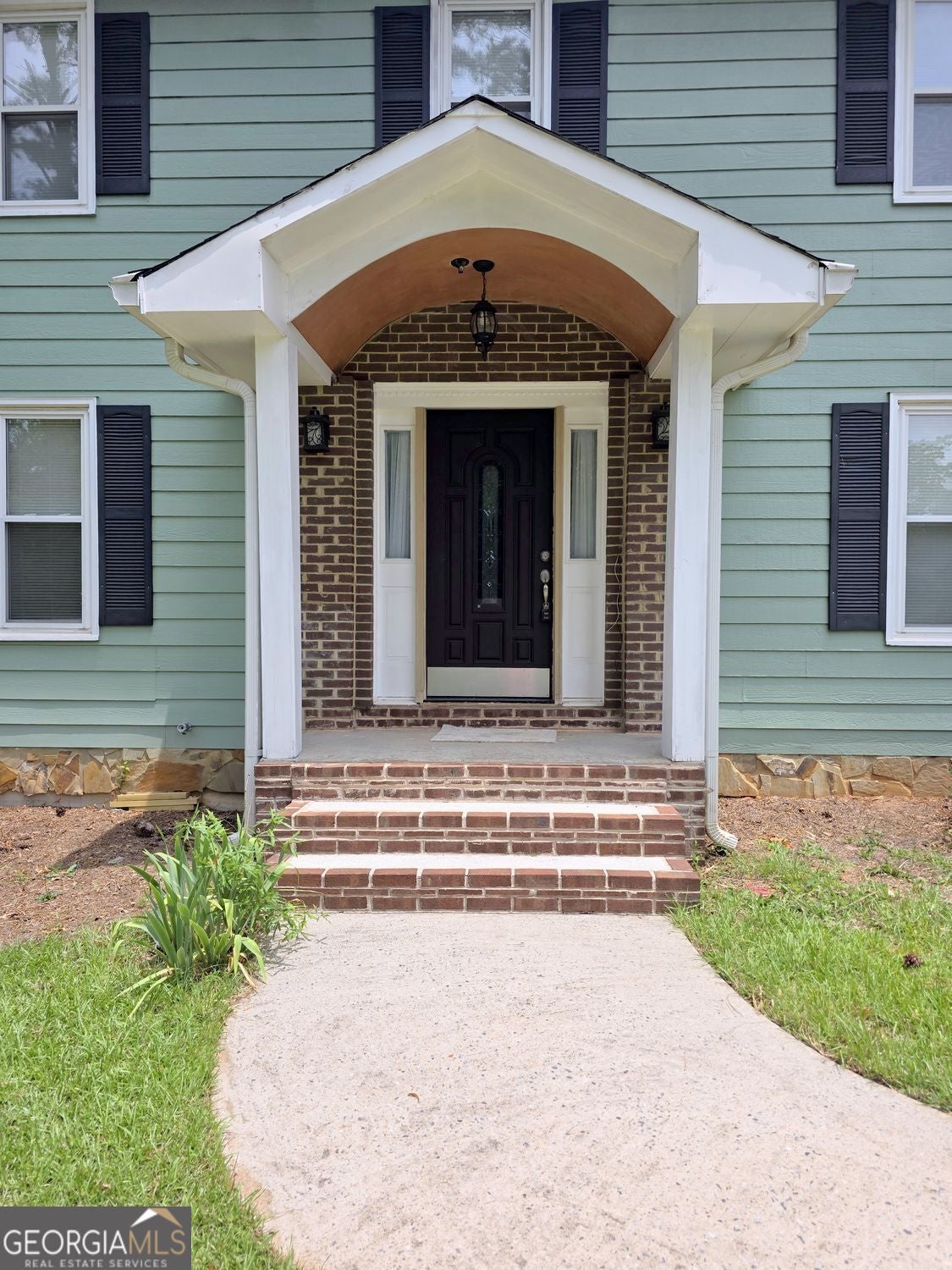 582 Hastings WAY