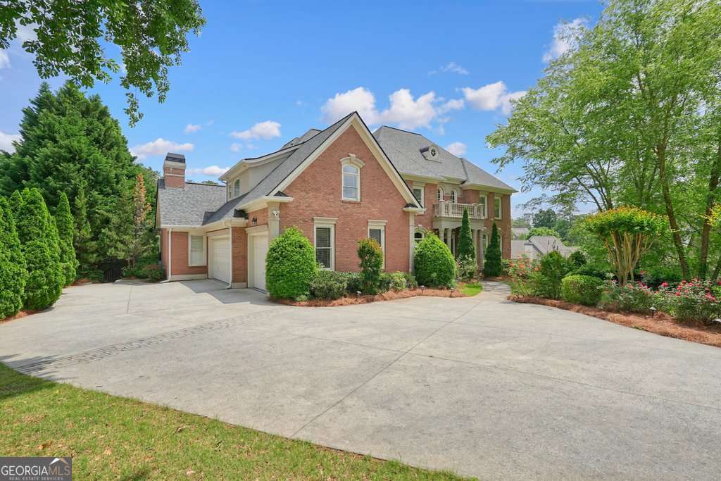 3689 Spring Hill RD SE