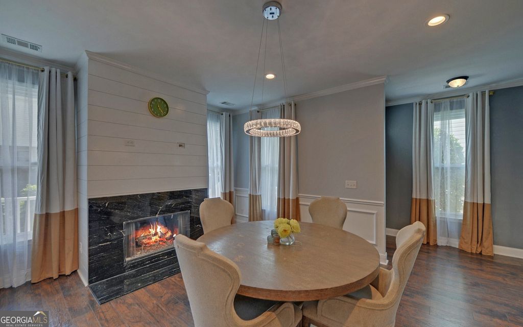 Photo of 812 Flagstone Lane SE, Marietta, GA 30067 (MLS # 10784881)