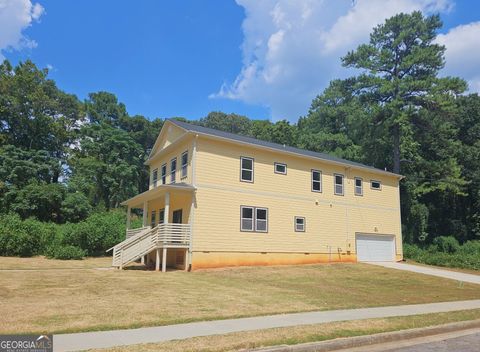 A home in Scottdale