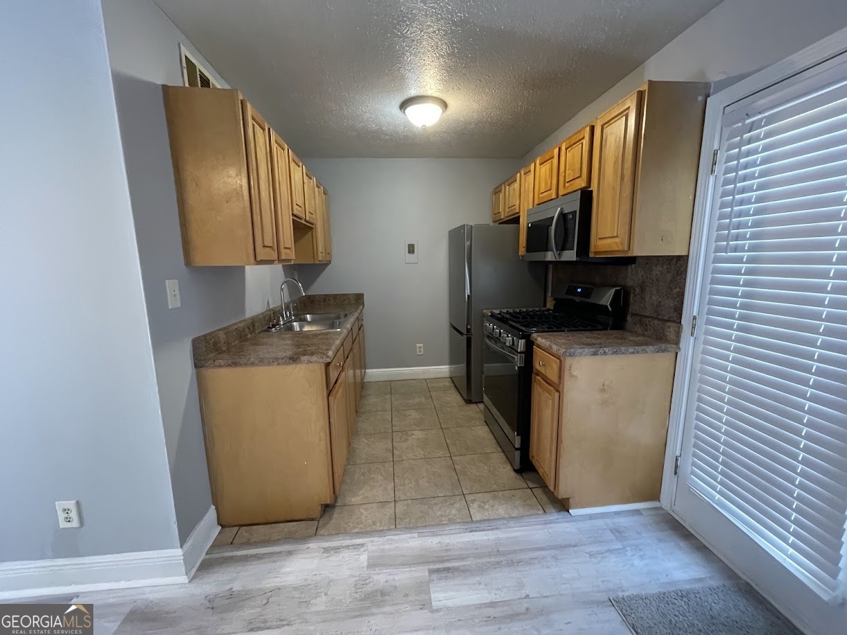 405 Fairburn RD SW 223