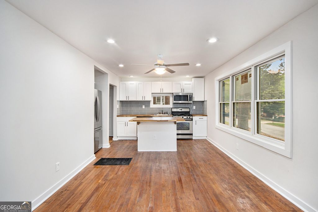 Photo of 2952 Diana Drive SW, Atlanta, GA 30315 (MLS # 10771548)