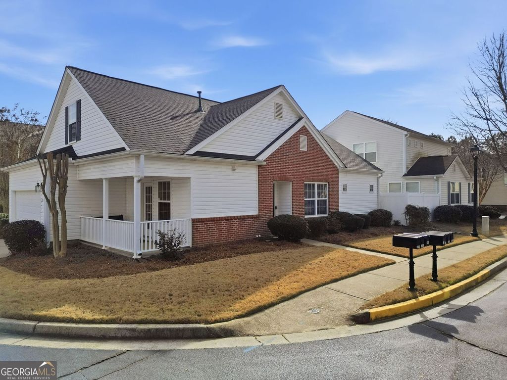 Photo of 313 Hiawassee Drive, Woodstock, GA 30188 (MLS # 10673056)