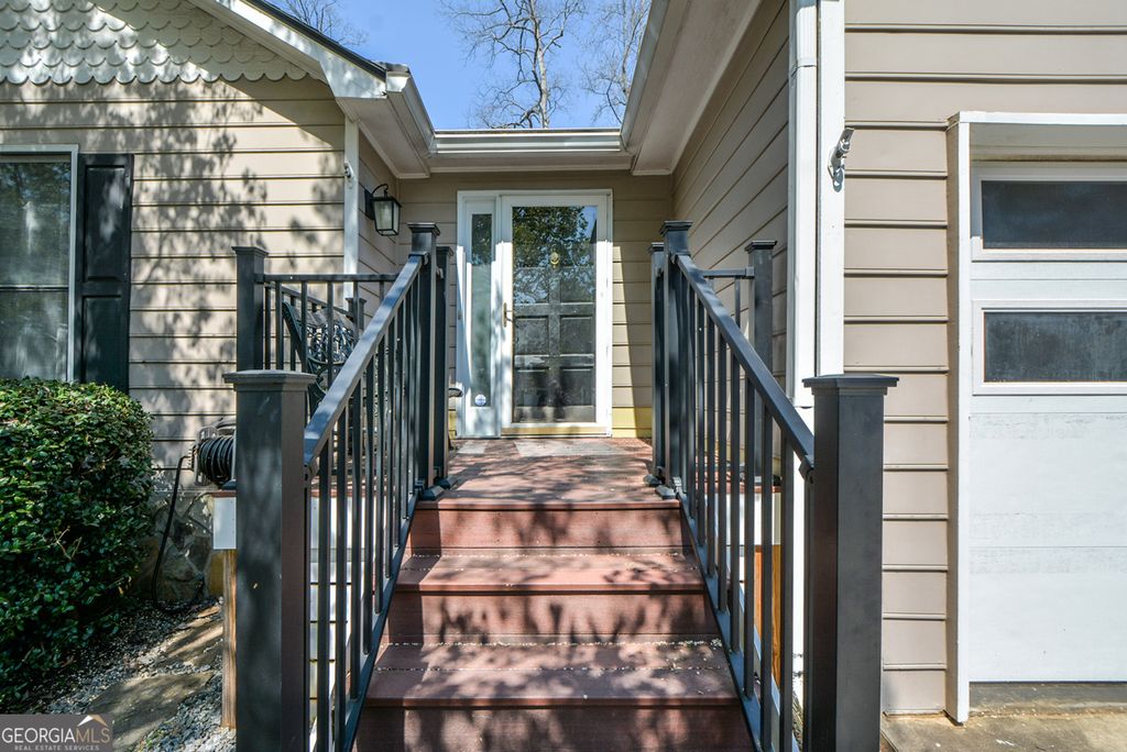 Photo of 1113 Capital Club Circle NE, Brookhaven, GA 30319 (MLS # 10715650)