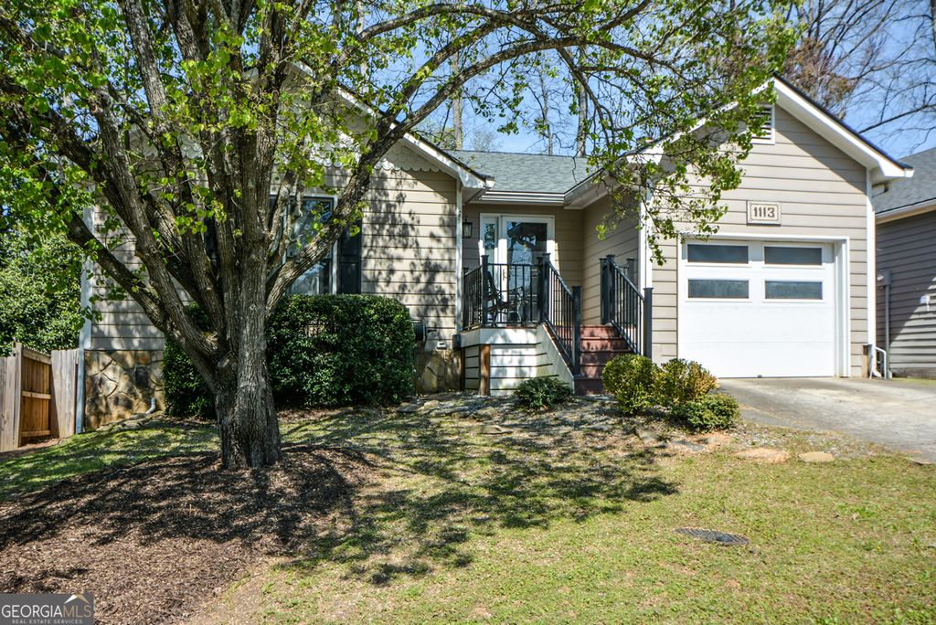 Photo of 1113 Capital Club Circle NE, Brookhaven, GA 30319 (MLS # 10715650)