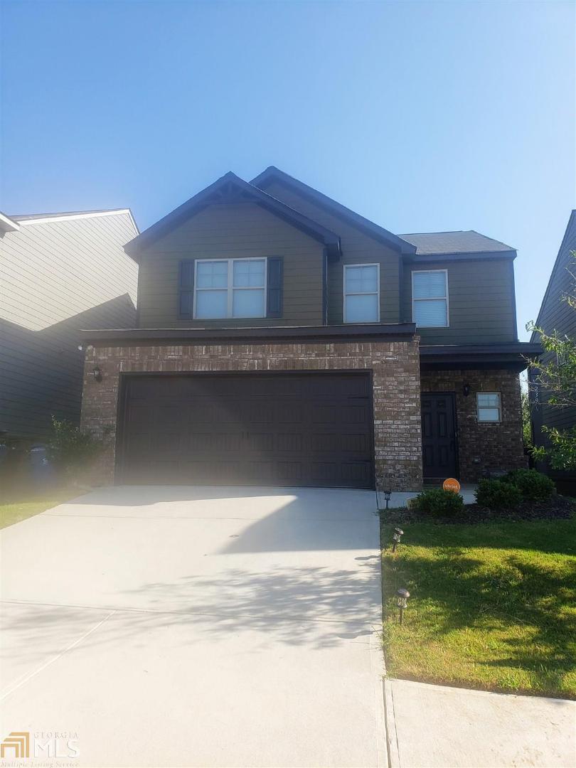 BEAUTIFUL HOME IN A WELL DESIRED NEIGHBORHOOD. THIS DIAMOND IS IN MOVE IN CONDITION SO BRING YOUR MOST SAVVY BUYERS. HOME IS ON SUPRA