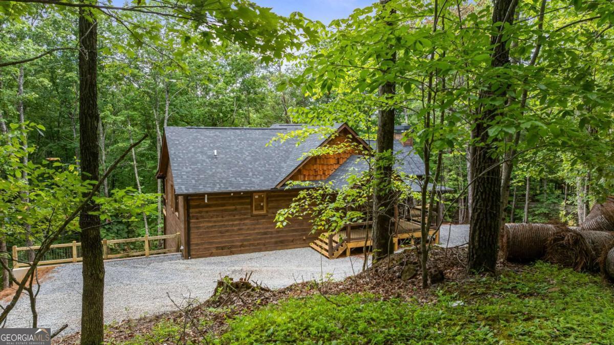 120 Green Ridge RD