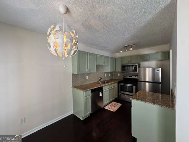 6730 Gallant CT SE 30