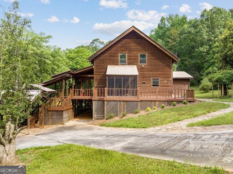 A home in Murrayville