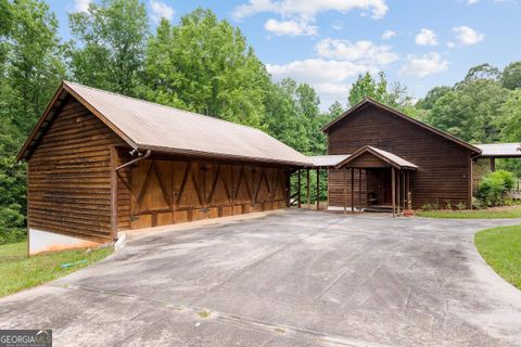 A home in Murrayville