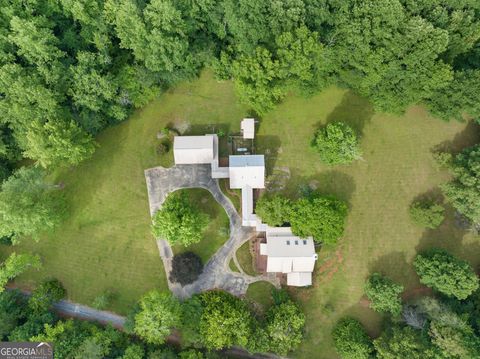 A home in Murrayville