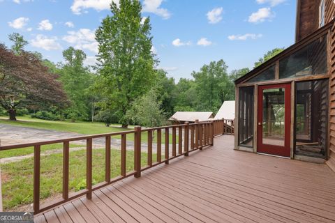 A home in Murrayville