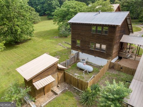 A home in Murrayville