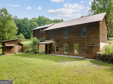 A home in Murrayville