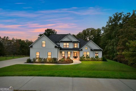 A home in Newnan