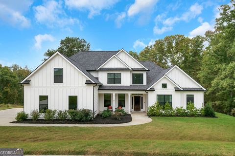 A home in Newnan