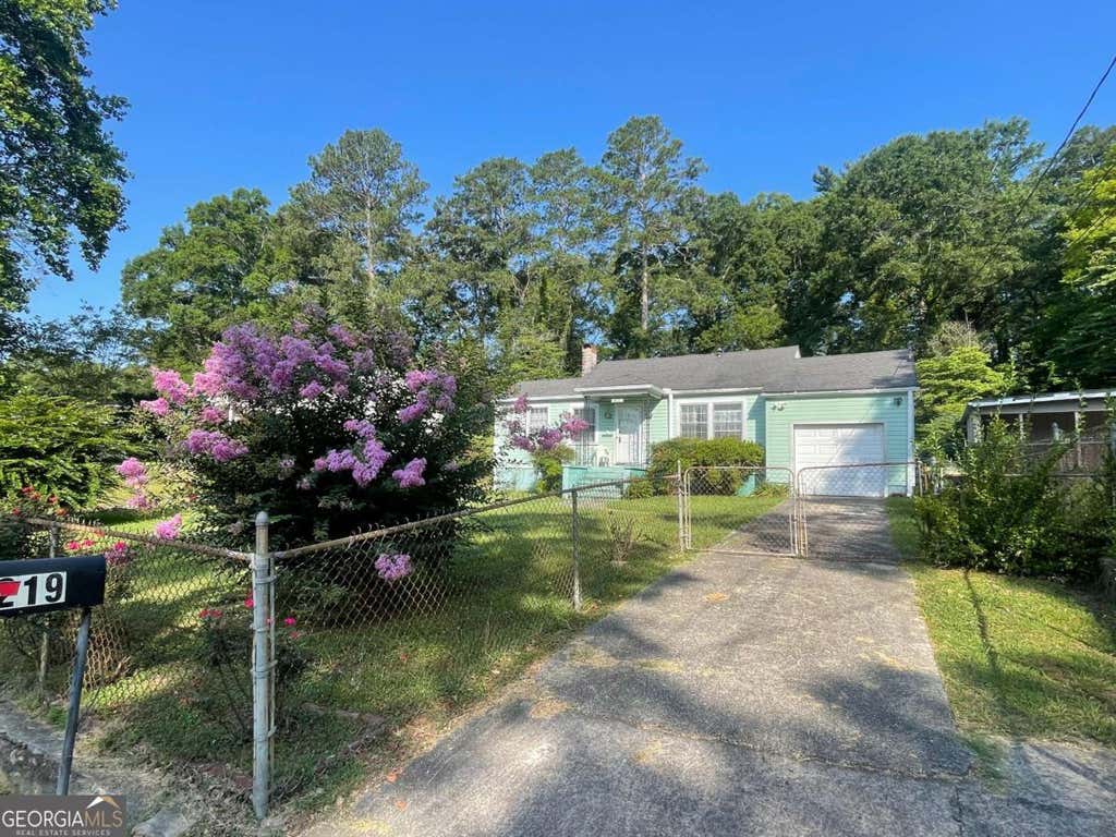 Photo of 219 W Couper Street NE, Rome, GA 30161 (MLS # 10799128)
