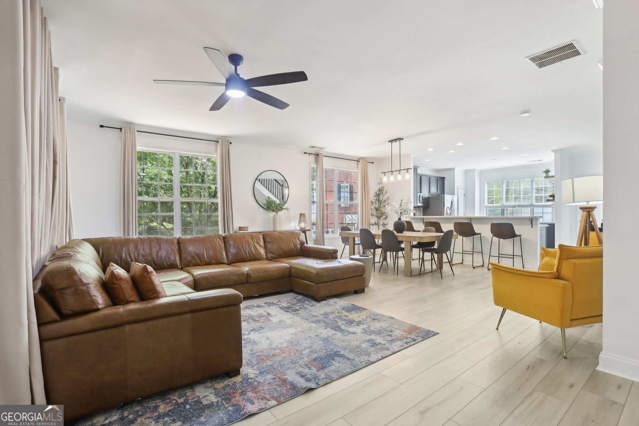 Photo 5 of 40 of 2889 Brandl Cove CT UNIT 3 townhome