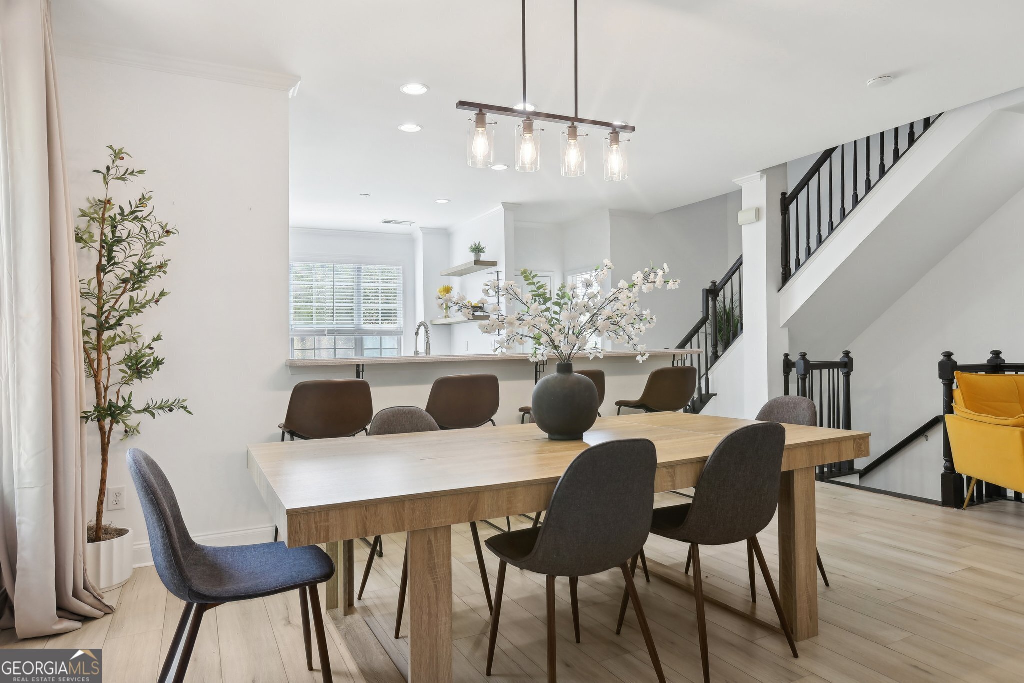 Photo 7 of 40 of 2889 Brandl Cove CT UNIT 3 townhome