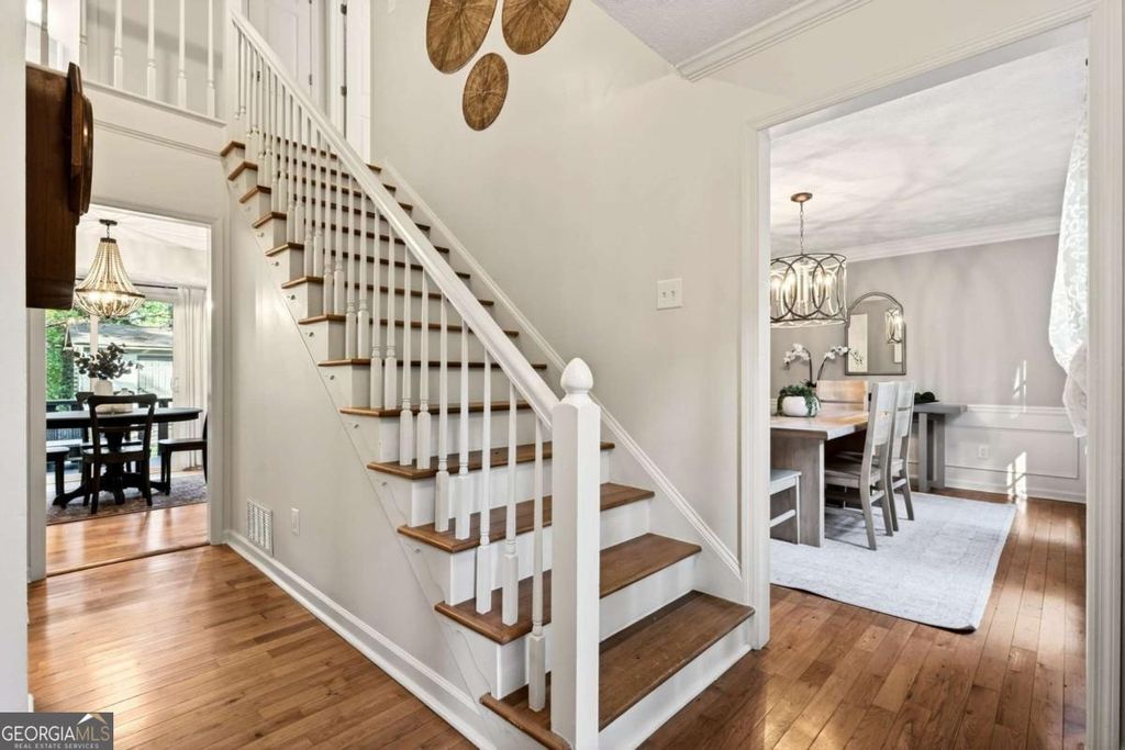 Photo of 16140 Henderson Road, Alpharetta, GA 30004 (MLS # 10741003)