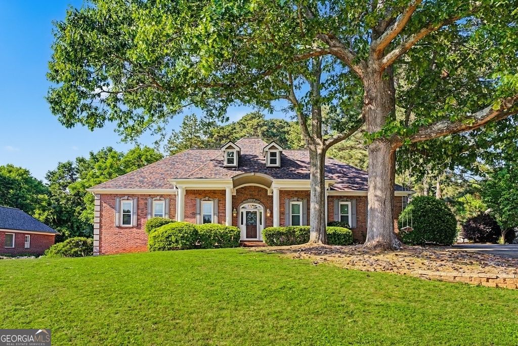 Photo of 2755 Napa Valley, Cumming, GA 30041 (MLS # 10769105)