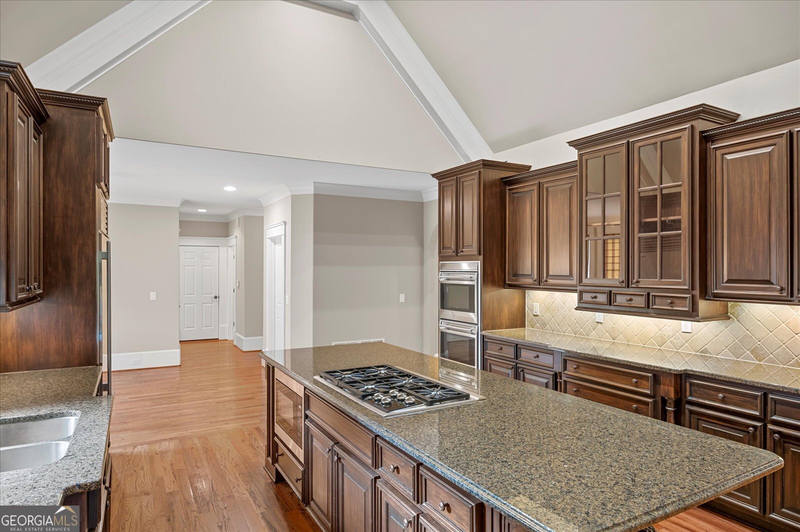 Brookview Manor - Residential