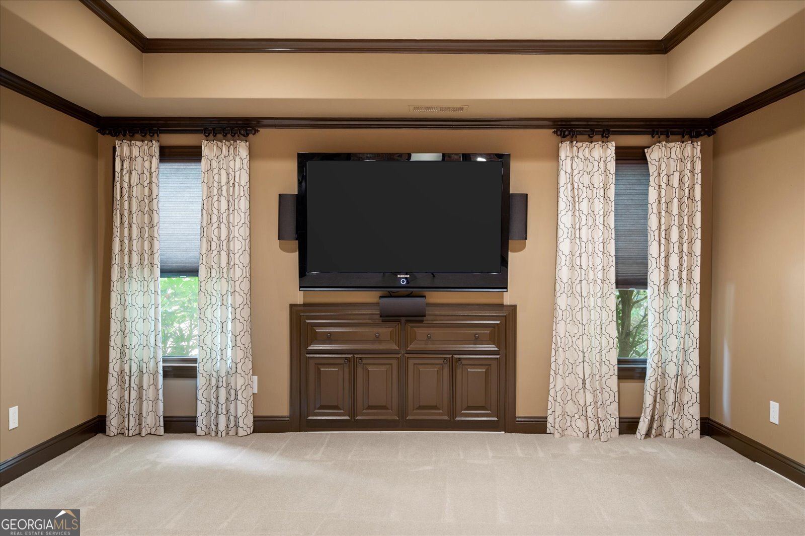 Brookview Manor - Residential