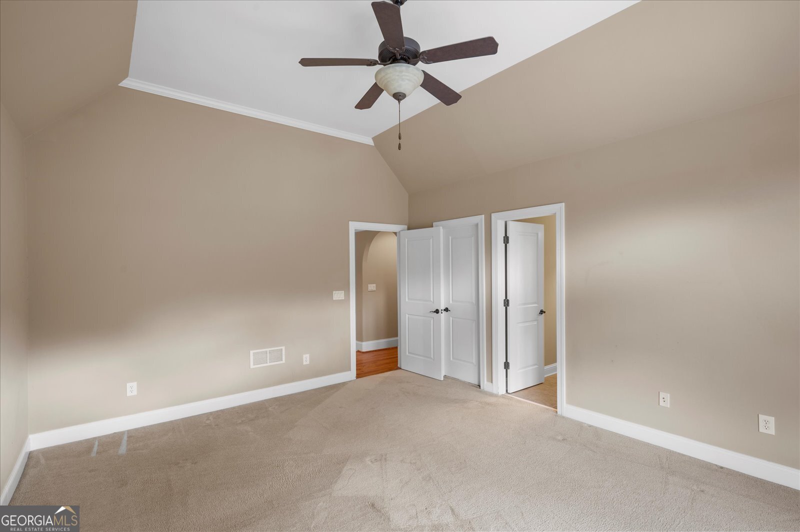 Brookview Manor - Residential