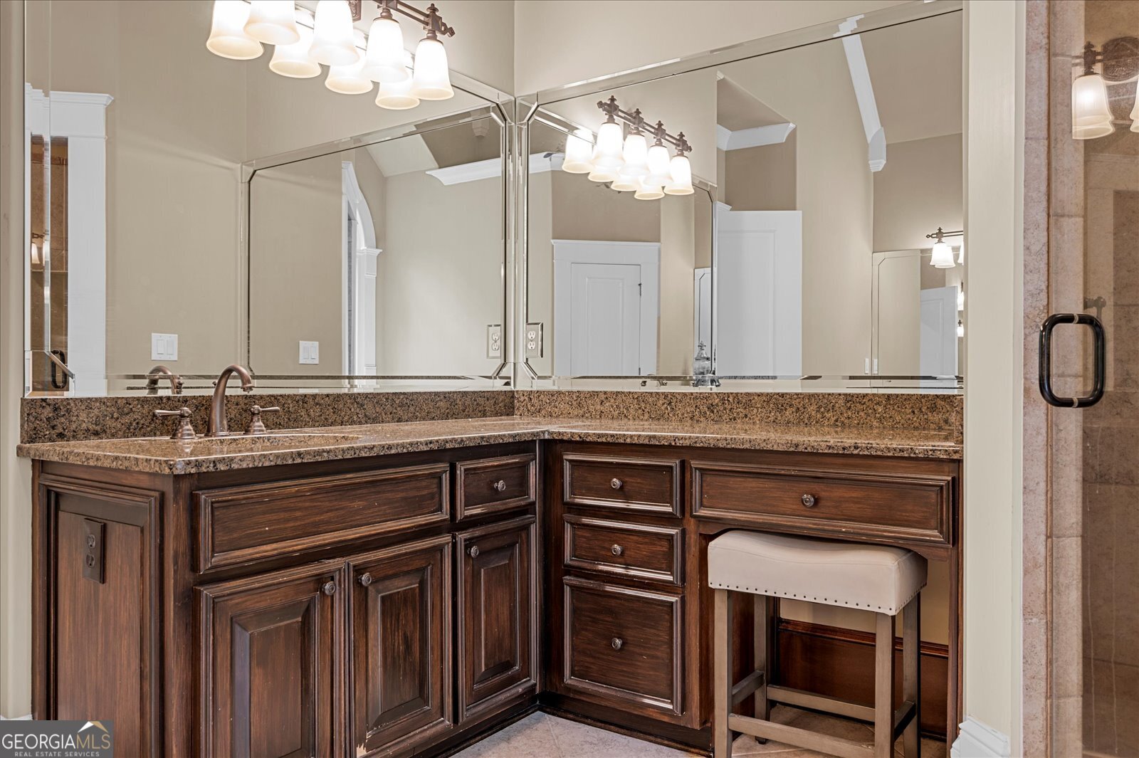 Brookview Manor - Residential