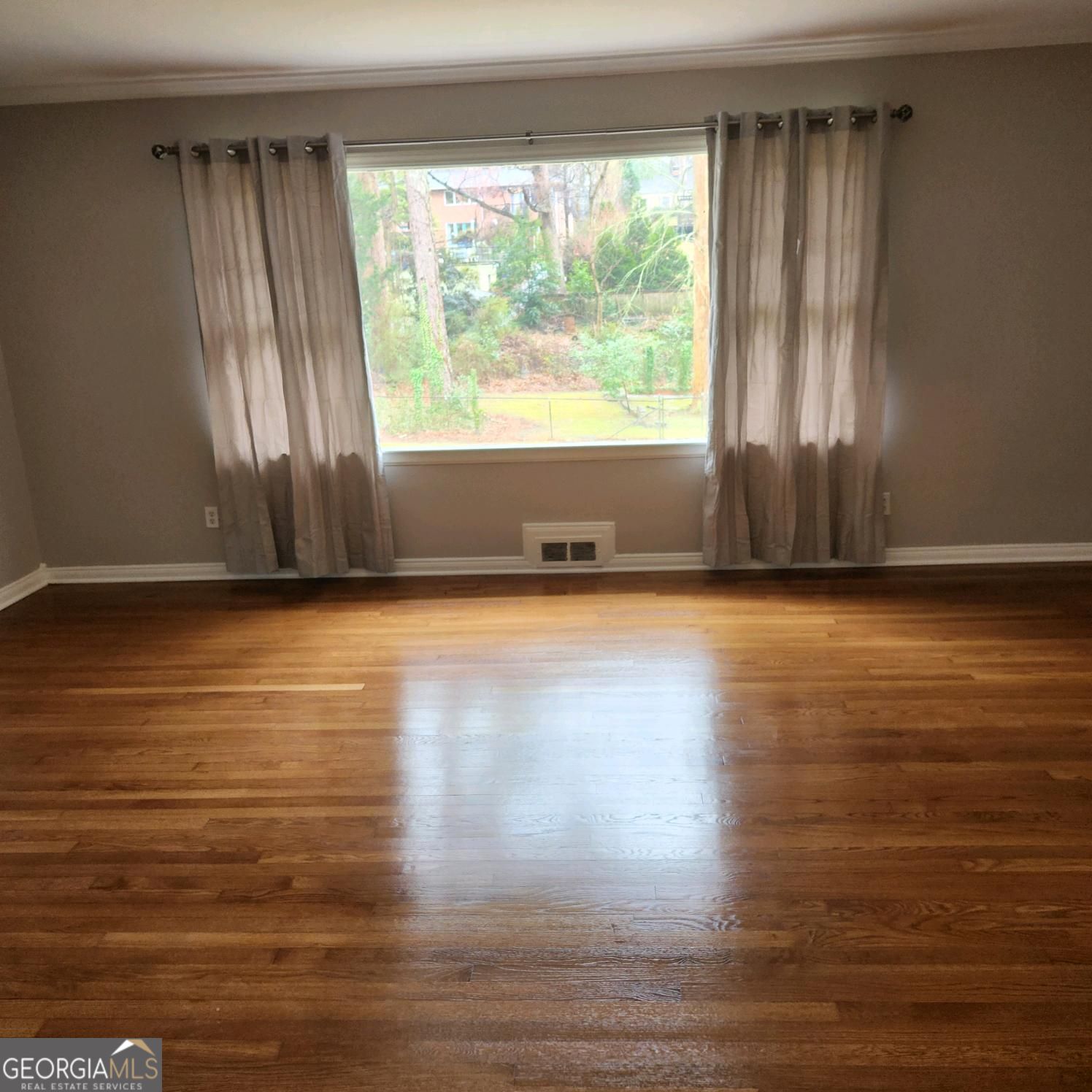 1049 Ormewood AVE SE