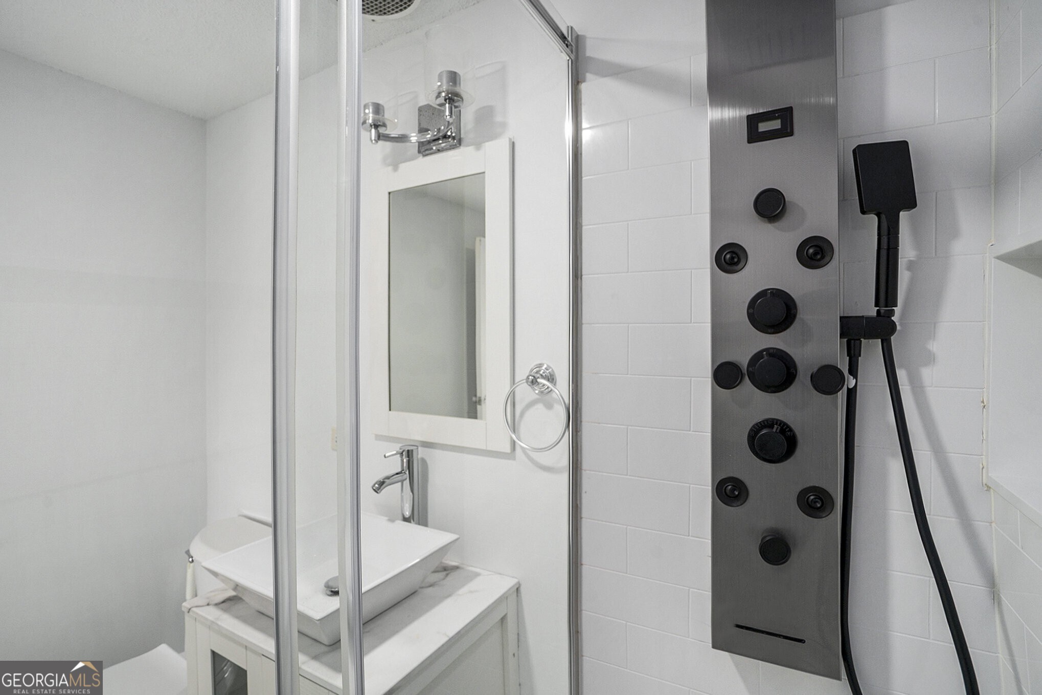 Peachtree Battle Condominium - Residential Lease