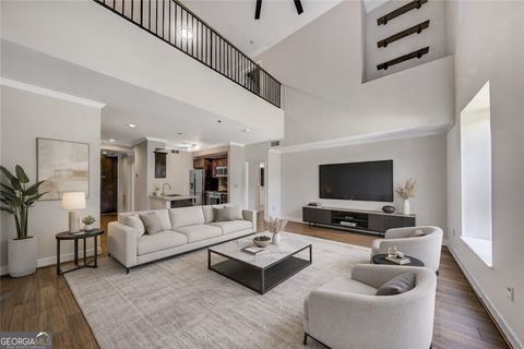 Photo of 2626 Peachtree Road NW #412, Atlanta, GA 30305 (MLS # 10735041)