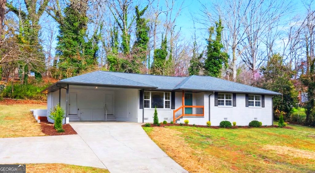 Photo of 698 Holly Drive, Gainesville, GA 30501 (MLS # 10713086)