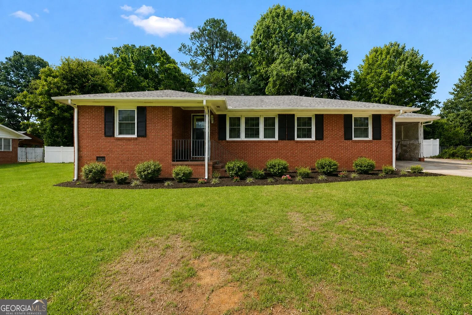 105 Pine Street, Barnesville, GA, 30204