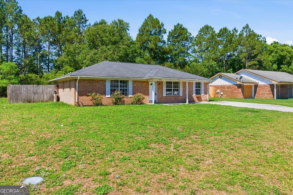 Photo of 1325 Loblolly Drive, Hinesville, GA 31313 (MLS # 10780915)