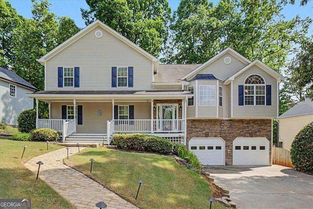 Photo of 956 Taylors Farm Court, Canton, GA 30115 (MLS # 10754091)