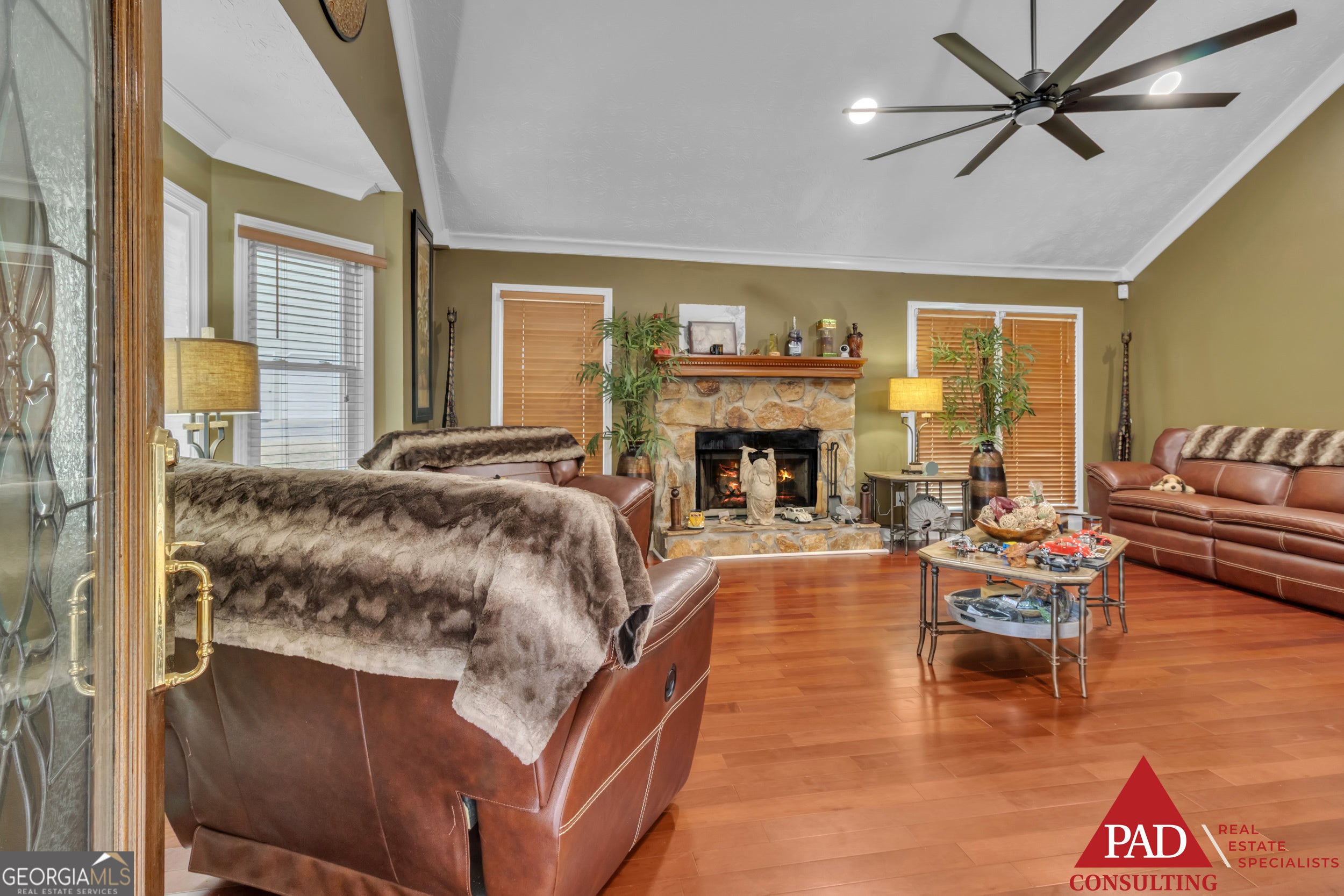 373 Presidential DR