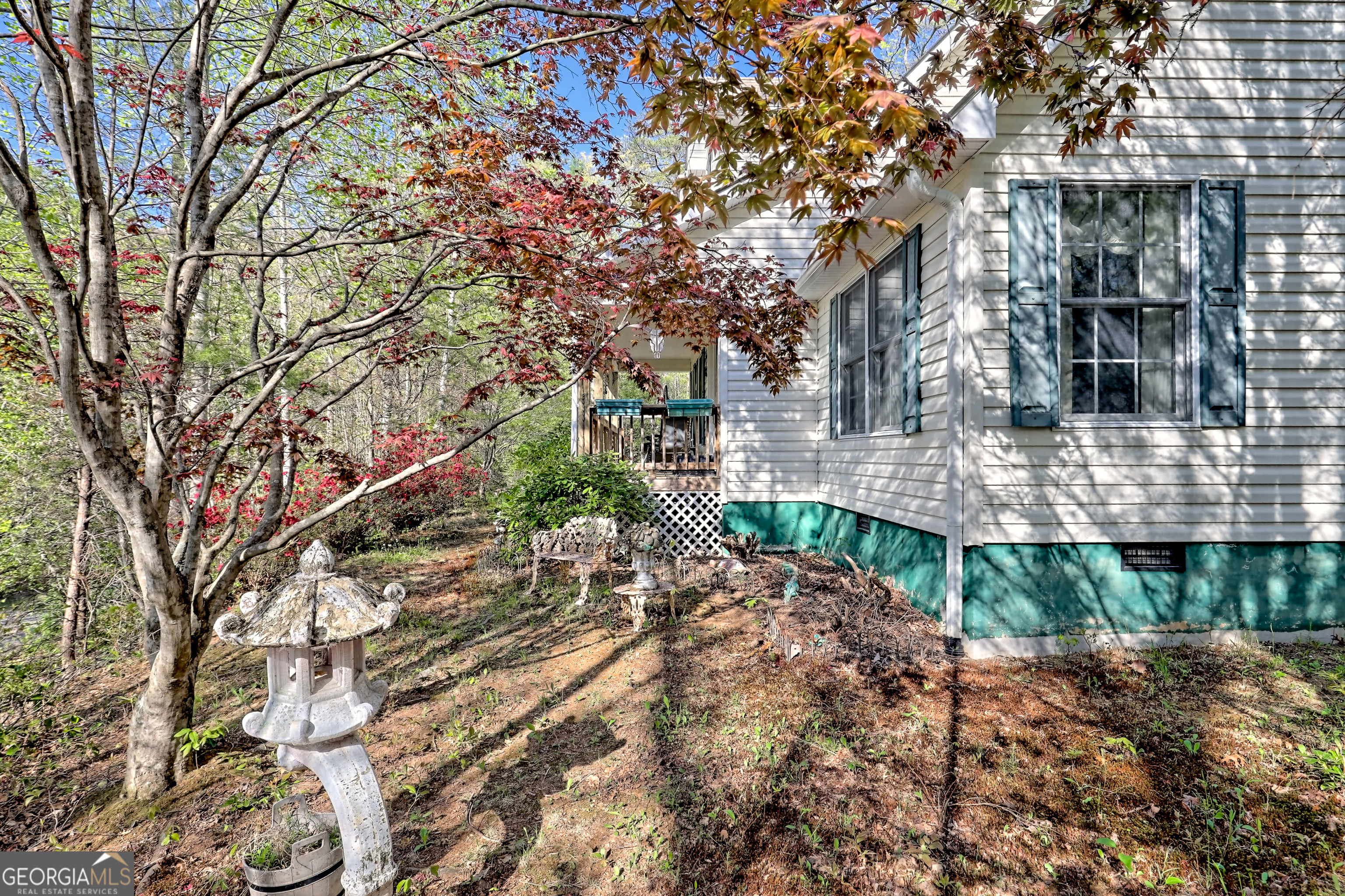 1327 Pinnacle DR