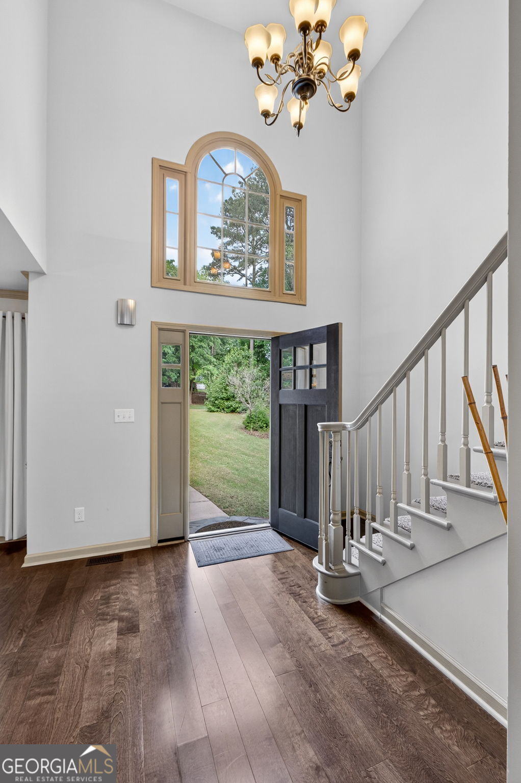 190 Indian Bluff DR