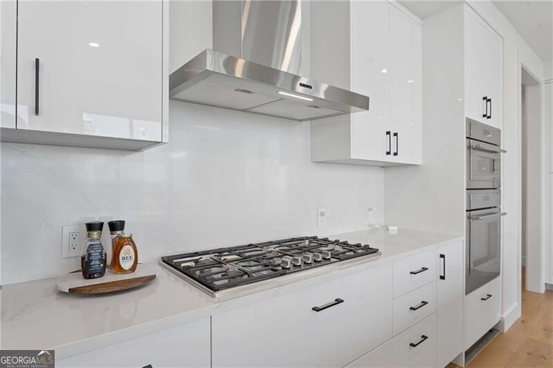 2425 Peachtree RD NE 901