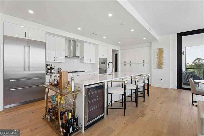 2425 Peachtree RD NE 901