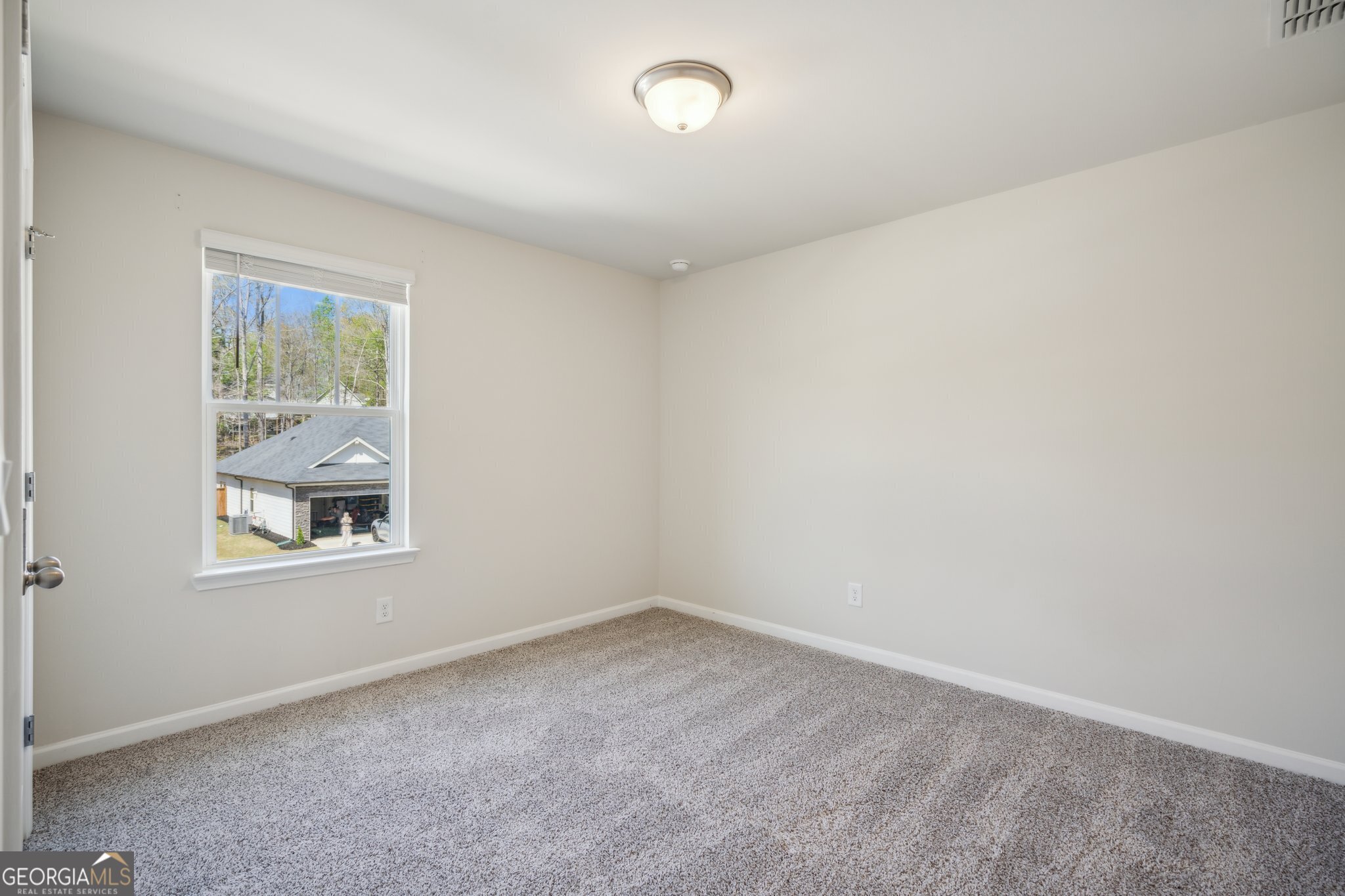 Dawsonville, Georgia 30534, United States, 4 Bedrooms Bedrooms, ,3 BathroomsBathrooms,Residential,Active,131950