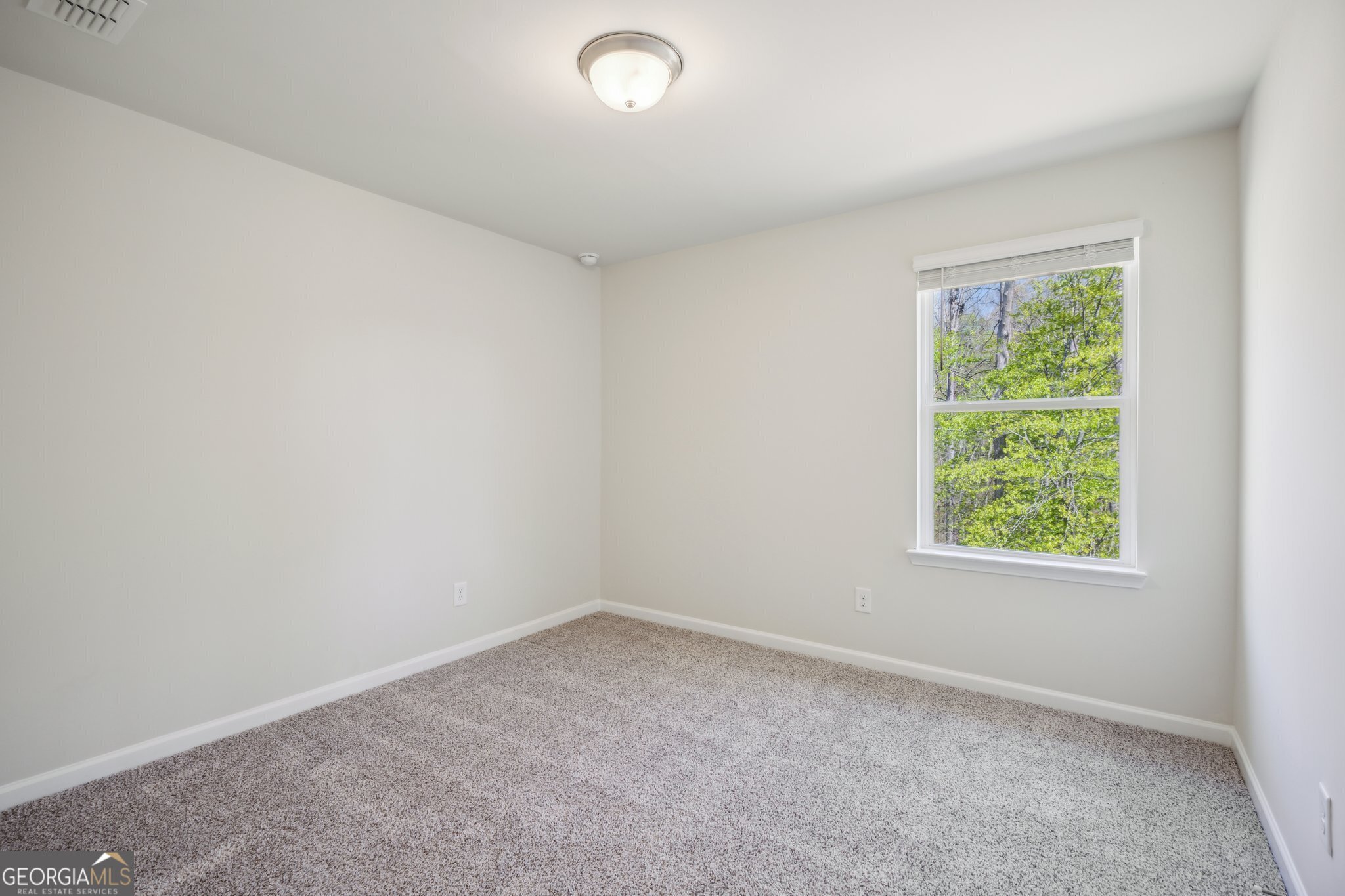 Dawsonville, Georgia 30534, United States, 4 Bedrooms Bedrooms, ,3 BathroomsBathrooms,Residential,Active,131950