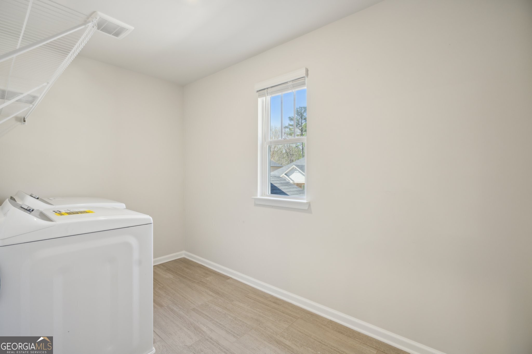 Dawsonville, Georgia 30534, United States, 4 Bedrooms Bedrooms, ,3 BathroomsBathrooms,Residential,Active,131950