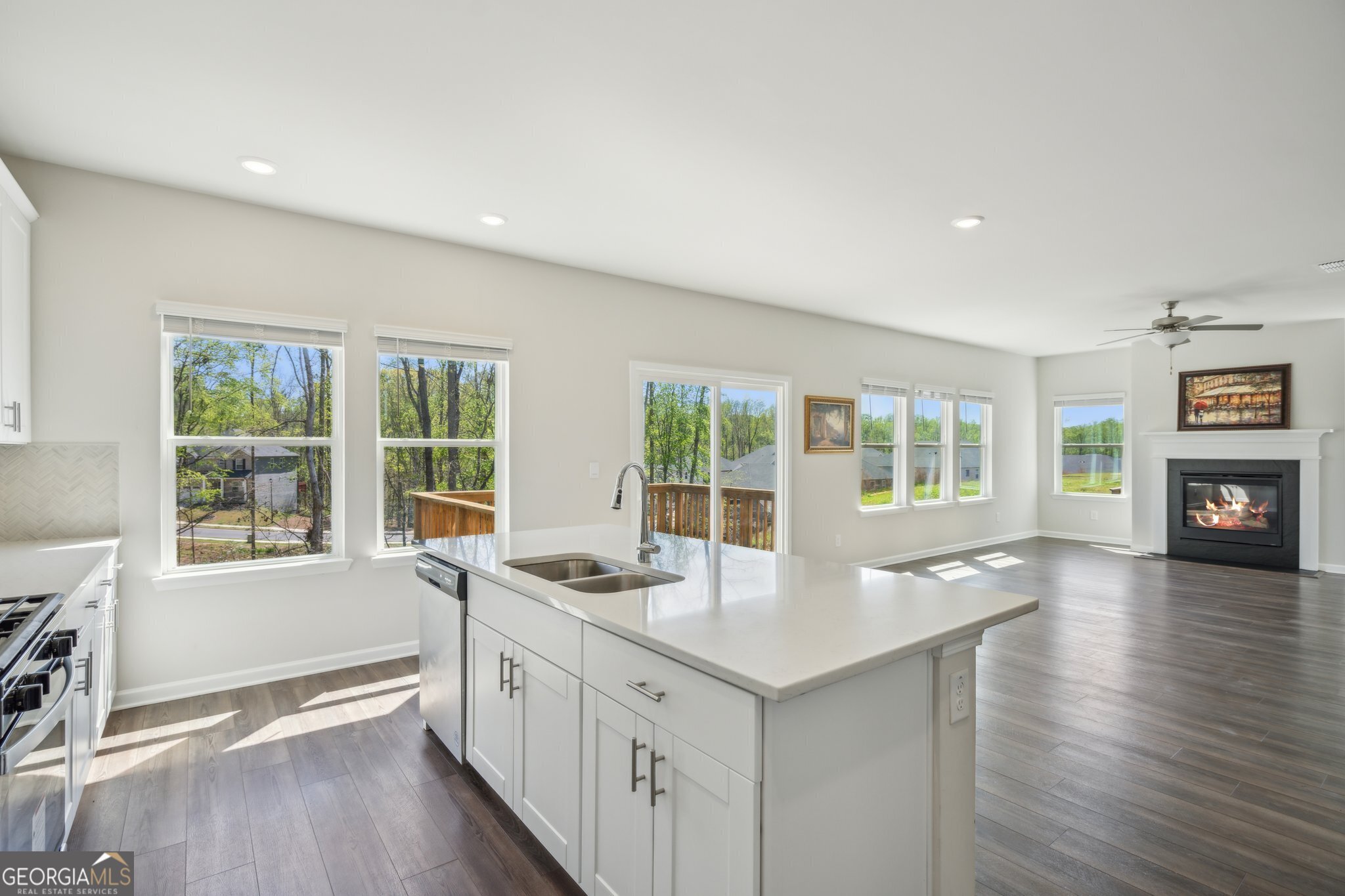 Dawsonville, Georgia 30534, United States, 4 Bedrooms Bedrooms, ,3 BathroomsBathrooms,Residential,Active,131950